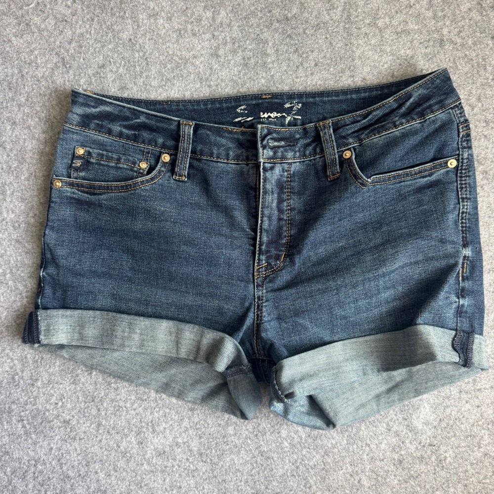 Seven7 Weekend Cuffed Denim Shorts Womens Size 6 Dark Wash Blue Stretch Jean